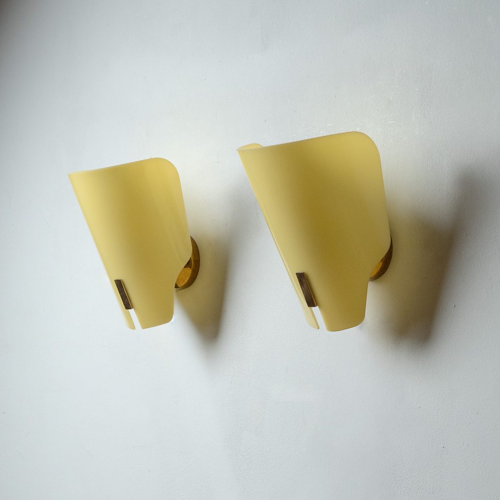 Gino Sarfatti Acrylic Wall Lights, 1950s
