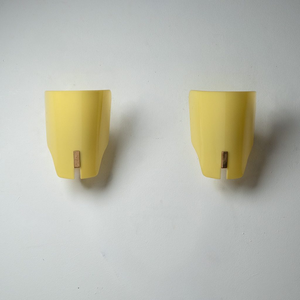 Gino Sarfatti Acrylic Wall Lights, 1950s