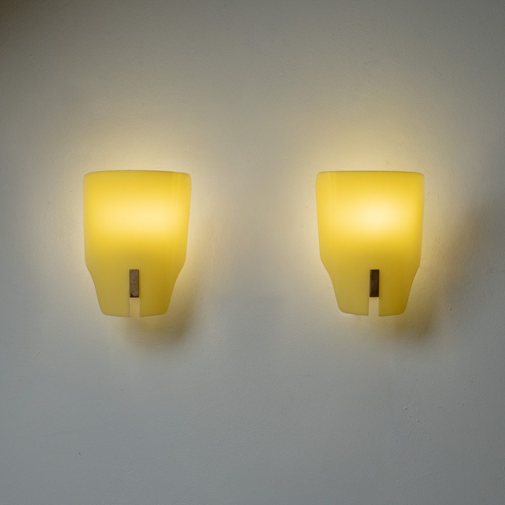 Gino Sarfatti Acrylic Wall Lights, 1950s