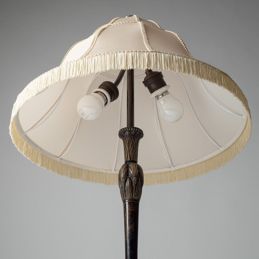 Bronze Jugendstil Table Lamp, 1920s